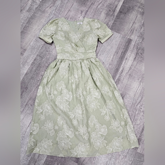 & Other Stories Dresses & Skirts - & Other Stories Green Floral Dress